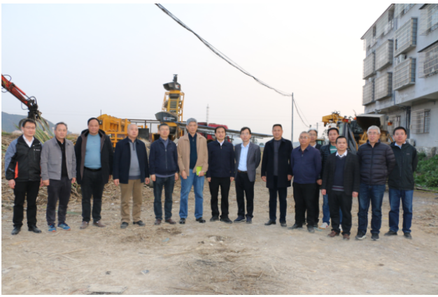 农业农村部专家在广西调研 为甘蔗生产全程机械化“把脉会诊”