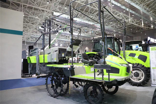 春耕在即，来认识一下中联重科“治愈系”农机！