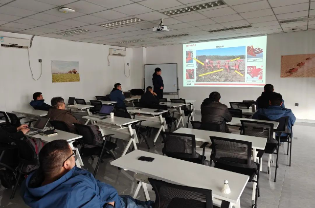 春耕前夕学习忙，助力用户新希望 | 纽荷兰NewHolland