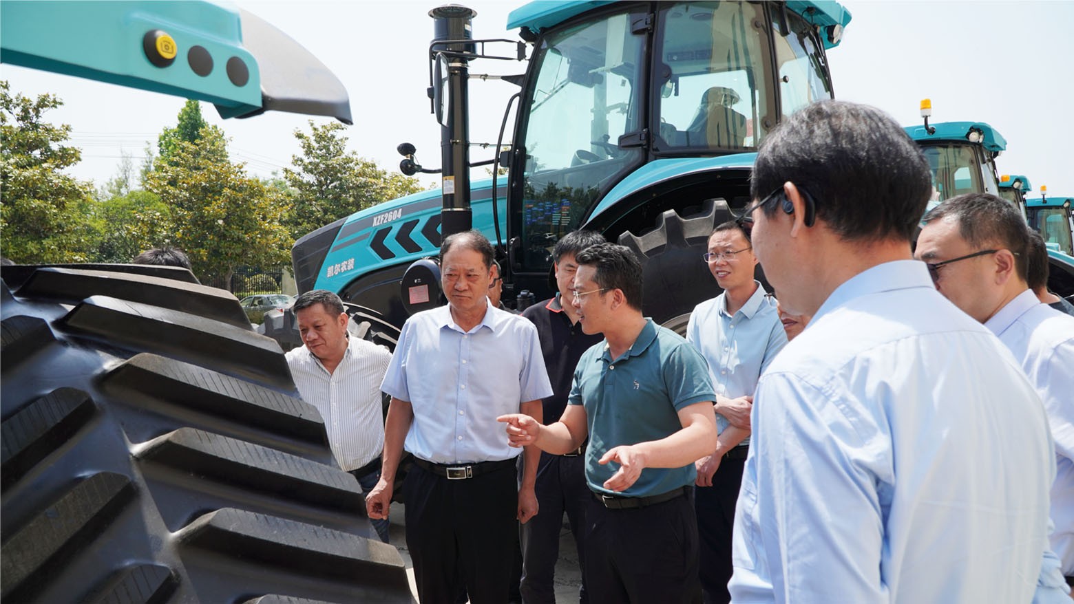 中国农业机械工业协会会长陈志一行莅临徐州凯尔考察指导