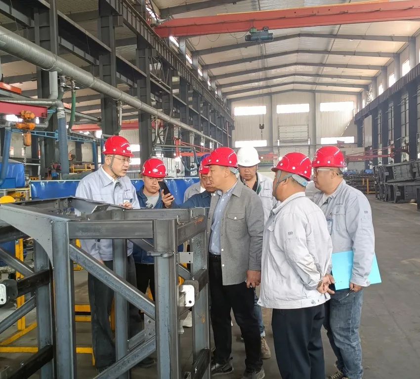 7085fb087be2676ee8a062f7498bac12.jpg