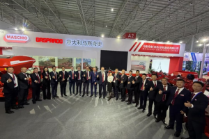 从意大利到中国农田：马斯奇奥CIAME展上秀 “硬核实力”，解锁种地新姿势