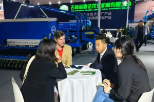 深耕沃土•载誉而归|康达农机精彩亮相2025武汉国际农机展圆满收官