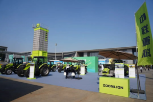 提单产 护粮安丨中联重科智能农机亮相2025全国粮油和大豆产业博览会