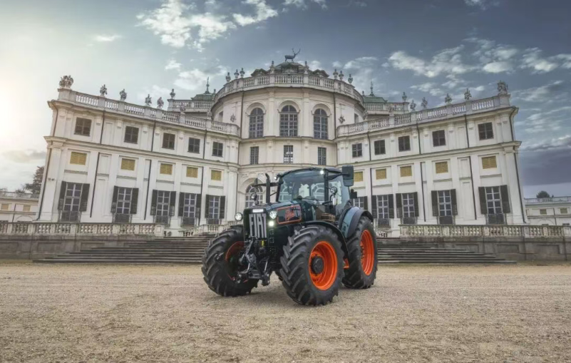 【2025 Agritechnica】跨越百年的对话：一台概念拖拉机与它的传奇“祖父”