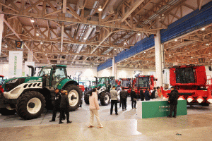 龙抬头丨潍柴雷沃智慧农业以“链主”担当点亮山东农机展