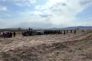 朔城区：残膜回收添利器