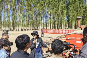 领航新疆春耕！马斯奇奥 CHRONO 高速电驱播种机首秀巴州，高效赋能单产提升