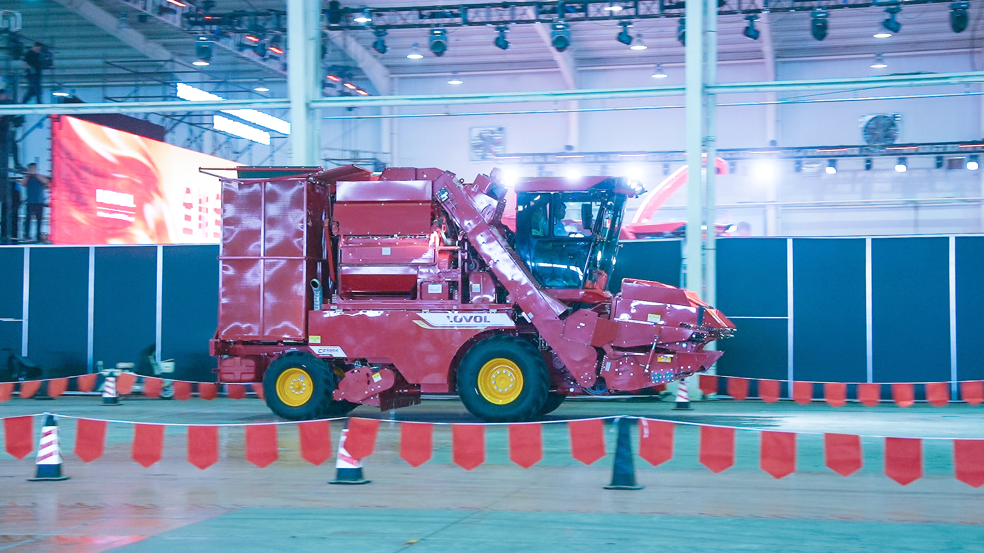 6.客户代表试乘试驾 6.客户代表试乘试驾.jpg