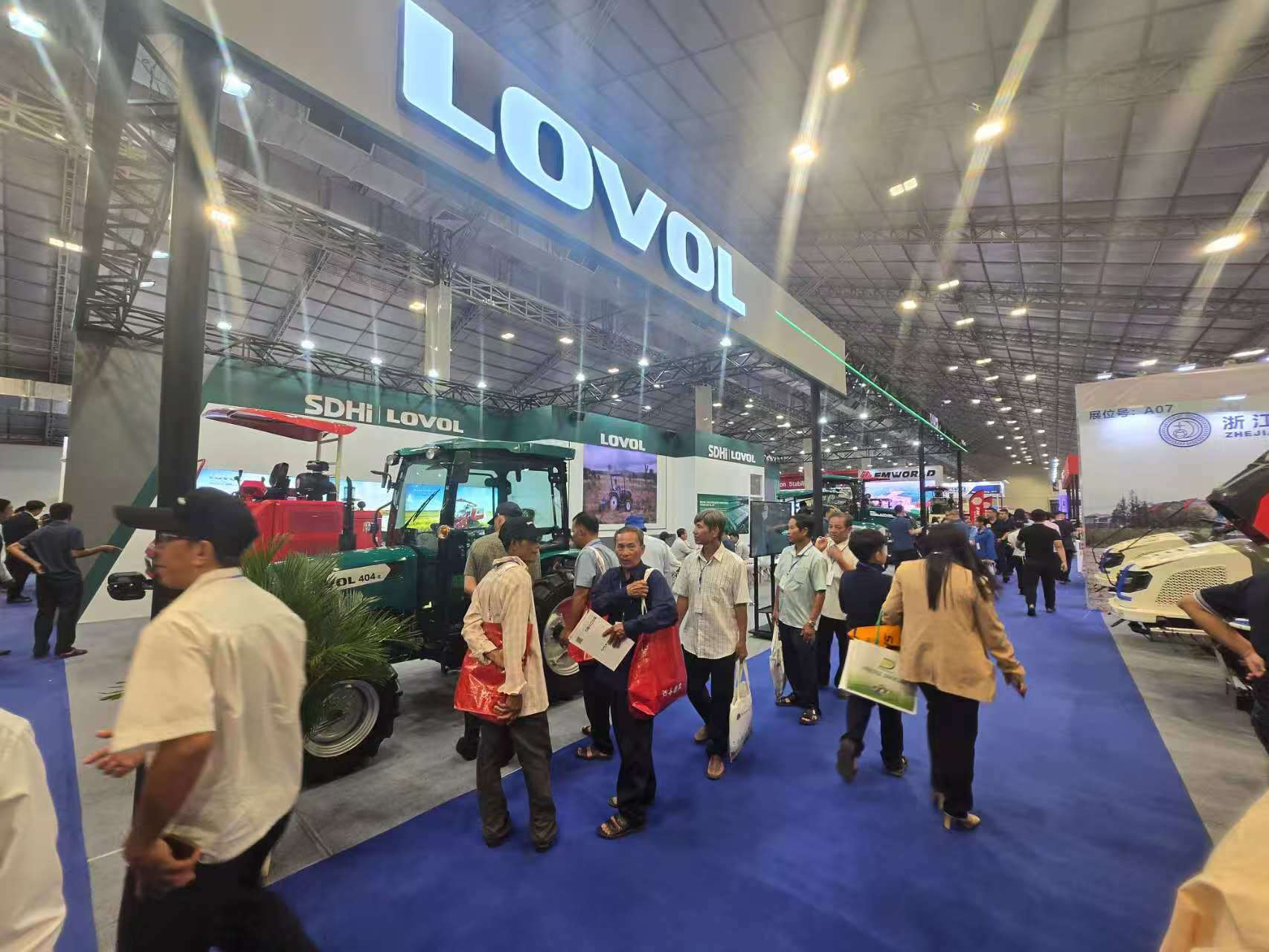 1.展会现场 1.展会现场.jpg
