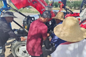 聚力保收丨中国一拖备战秋收进行时