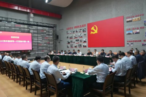 北大荒集团与中国一拖开展合作交流