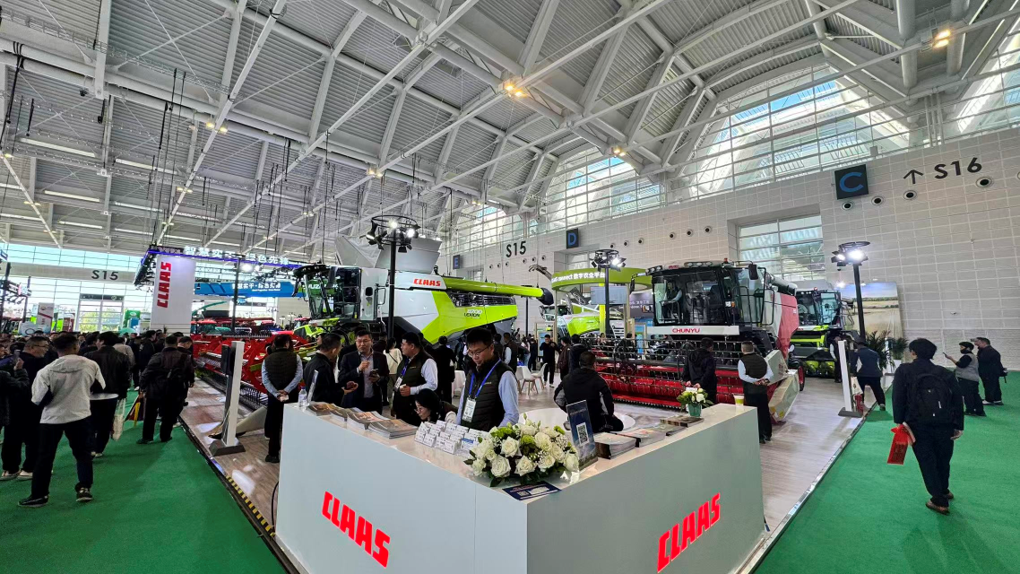 科乐收（CLAAS）携多款产品亮相2026中国国际农机展，春雨 MCH 180全新发布