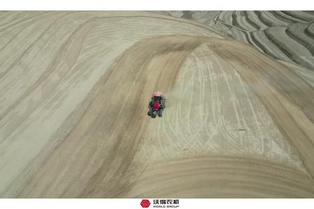 沃得奥龙WH2004-1拖拉机宁夏梯田作业