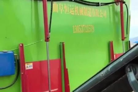 tmr饲料搅拌机  牛羊养殖草料混料机