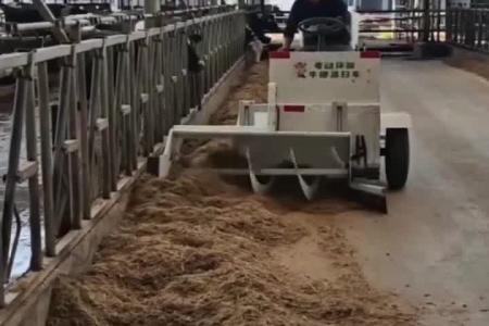 电动推草车#牛槽清扫车#饲料推料车