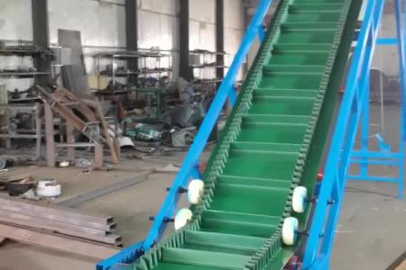 带式运输机 裙边格挡输送机