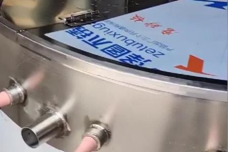 犊牛饲喂器#不锈钢恒温喂奶器#小牛乳料饲喂机