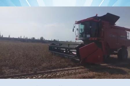 秋收选农机就选亚丰8177