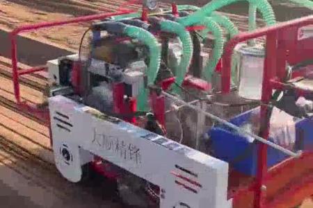 大顺平地气吸蔬菜播种机