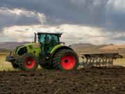 CLAAS AXION 2404拖拉机